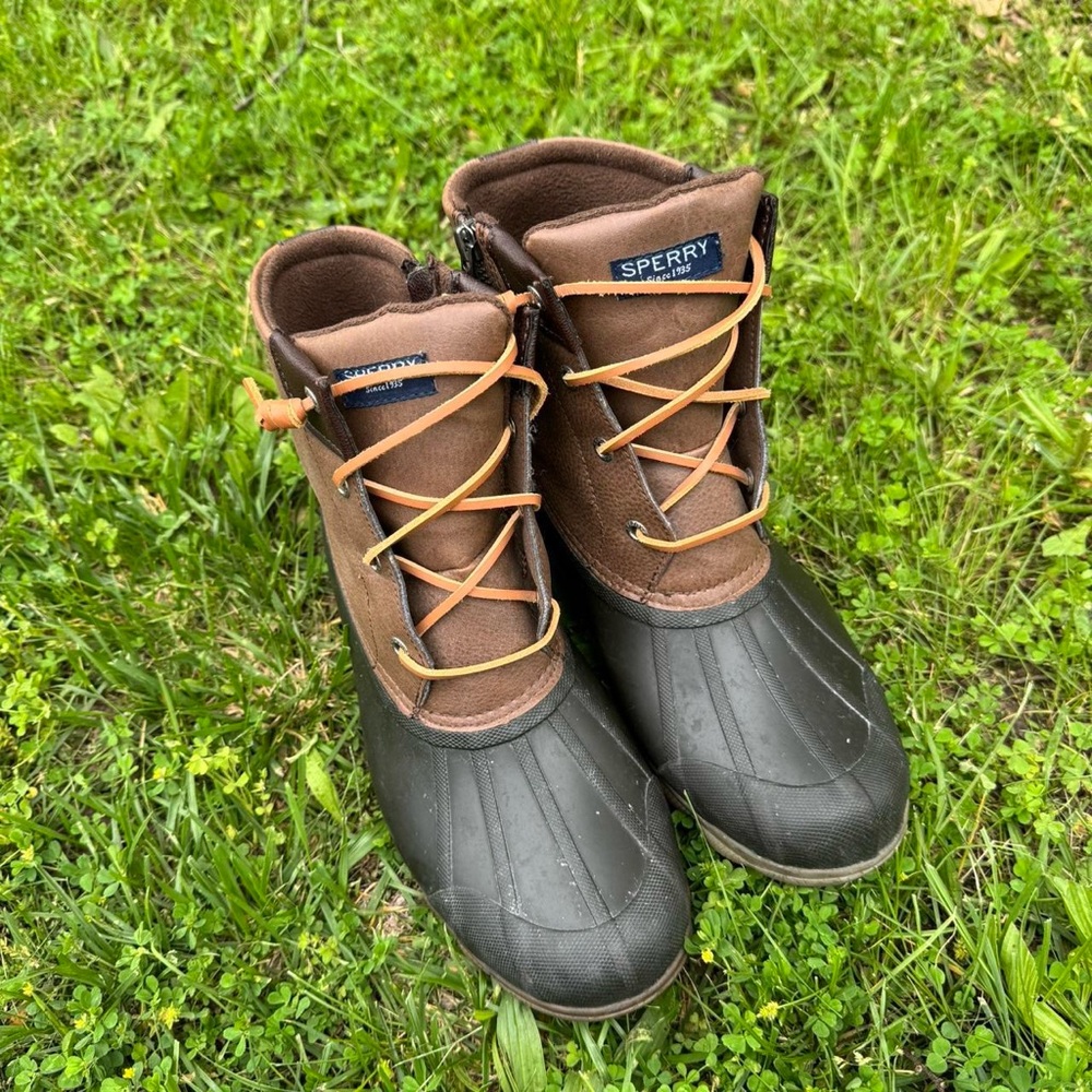 Sperry Boots